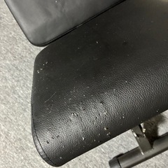 アジャスタブル　インクラインベンチ　シート傷有りの画像