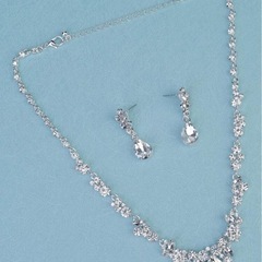 【3種セット】ネックレス、ピアス、ブレスレット／挙式用の画像