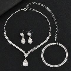 【3種セット】ネックレス、ピアス、ブレスレット／挙式用の画像