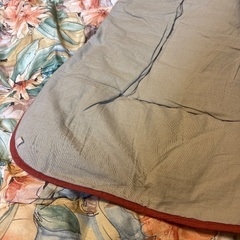 コタツ布団の画像