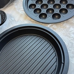 たこ焼きもできるグリル鍋　ホットプレート　たこ焼き機　　定価10540円 50%OFFの画像