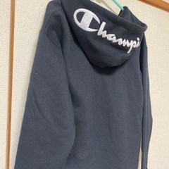 チャンピョン　パーカー裏起毛　Mサイズ男女問わず！の画像