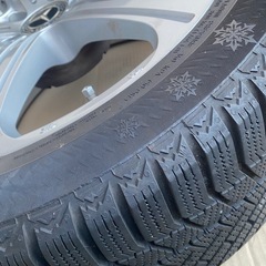 ベンツスタッドレス245/45/18 の画像