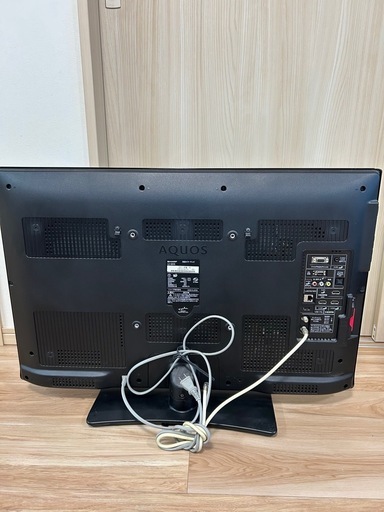 2011年製   LC-32V5 SHARP 液晶カラーテレビ 32型