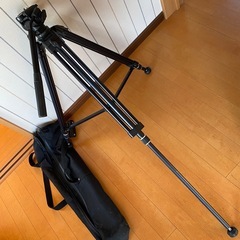 カメラ　三脚　VCT 1000の画像