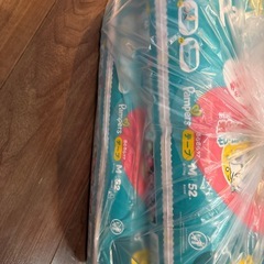 パンパースM テープ 52枚の画像