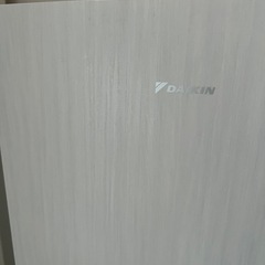 【美品2024製】ダイキン　空気清浄機　MCK904A-Wの画像