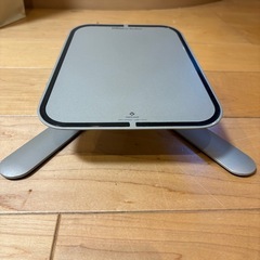 MacBookのスタンドの画像