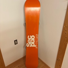 FANATIC スノーボード板　BURTONスノーボードブーツの画像