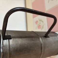 アンティーク風シャビーなメタル　水指し、花瓶、インテリア　ガーデニングにもの画像