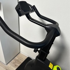 FITBOX  家庭用トレーニングバイク　マット付きの画像