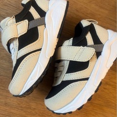 子供靴　未使用に近い　
小さめ 14cm  Branshesの画像