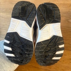 子供靴　未使用に近い　
小さめ 14cm  Branshesの画像