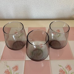 スモークグレー 少し大きめなガラスコップ 3個セットの画像