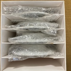 【未使用】ecru ねこしょうゆ皿　白4枚セット(箱つき)の画像