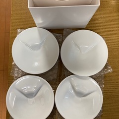 【未使用】ecru ねこしょうゆ皿　白4枚セット(箱つき)の画像