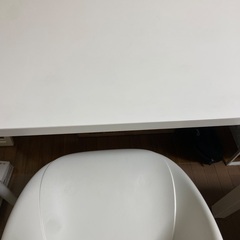 IKEA テーブル+椅子の画像