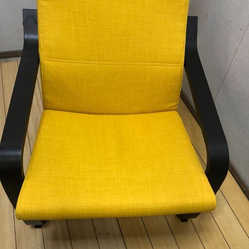 IKEA POÄNG ポエング アームチェア オットマン セット イエロー 北欧 リラックスチェア 読書 映画鑑賞　【糸島市内 送料無