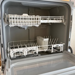 Panasonic食洗機　2023年製NP-TH4  置き台付き　保証2029年までの画像