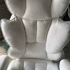 目玉商品！！SKYE ゲーミングチェアの画像