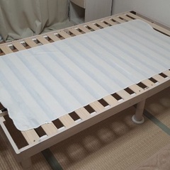 セミダブルマットレス + フレームの画像