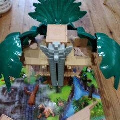 アニア　ジャングルツリー?　中古の画像