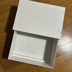 無印良品　収納ケース、アルミハンガーの画像