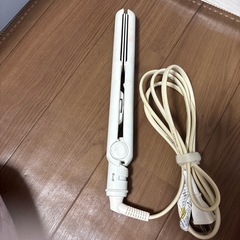 ストレートアイロン　サロニアの画像