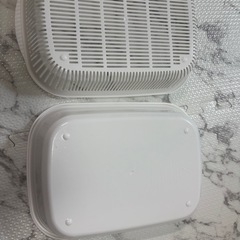 ザルとボウル　四角型の画像