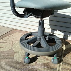 学習イス　イトーキ学習椅子スライドフィット回転チェア　勉強イス　事務イス　パソコンイスの画像