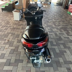 HONDA フォルツァ250X MF08 ローダウン　リア車高調サス　リアタイヤ新品　シート表皮新品張り替え　油脂類交換 動画あり　新車時説明書付の画像