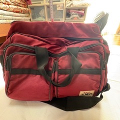 Mc MORE カメラバッグ　レッドの画像