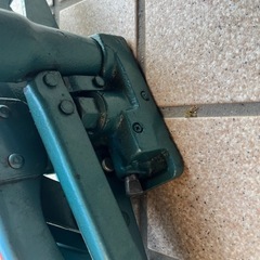 油圧パンタジャッキの画像