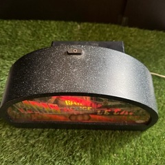 レトロ雰囲気 ❣️パリのキャバレー「ムーラン・ルージュ」の看板を模した卓上時計の画像