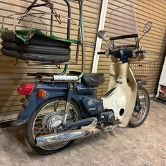 ホンダ　スーパーカブ50カスタム　FI 最終型　配送可能　支払いは現金or振り込みも可能の画像