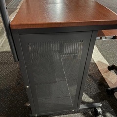 デスク　机の画像