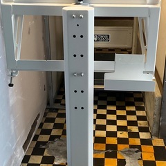 【RKGN20】特価！ニトリ 32～50V型対応 壁寄せテレビスタンド/ヘキ/中古品/店頭引取推奨商品の画像