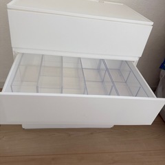 ニトリのボックスの画像