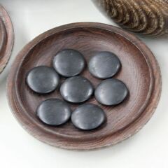 C 碁石 蛤白石 179個 那智黒石 182個 厚さ4.8～5.7mm位 栗碁笥付き 産地不明 札幌市 清田区 平岡の画像