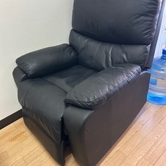 電動リクライニングソファの画像