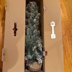 終了【無料】クリスマスツリー/120cm/ニトリ購入/オーナメント有りの画像
