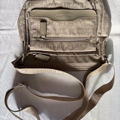 CHE LA PACE ショルダーバッグの画像