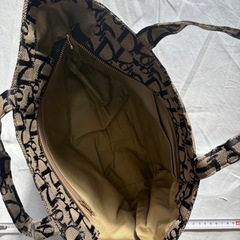  クリスチャン ディオール？　ハンドバッグの画像