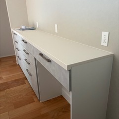 【未使用・撤去予定】LIXIL カップボード 下台 W2700 人造大理石 高さ950mm 引取限定の画像