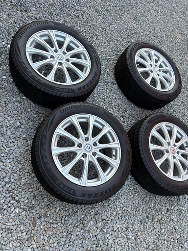 
 ブリヂストン ブリザック VRX2 5H114.3 215/55R17 スタッドレスタイヤホイール4本セット
