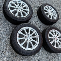
 ブリヂストン ブリザック VRX2 5H114.3 215/55R17 スタッドレスタイヤホイール4本セットの画像