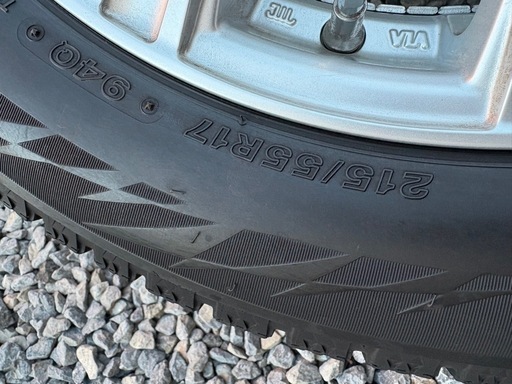 
 ブリヂストン ブリザック VRX2 5H114.3 215/55R17 スタッドレスタイヤホイール4本セット