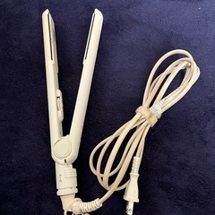 サロニア　ヘアアイロンの画像