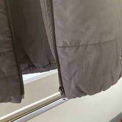 BeBe中綿ジャンパー150センチの画像