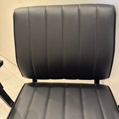 オフィスチェアの画像